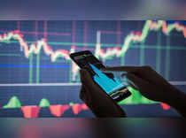 F&O stock strategy: How to trade in MGL, IRCTC?